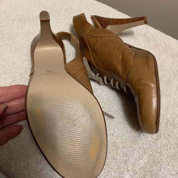 - Nine West Heels, Gorgeois leather - Picture 5 of 7